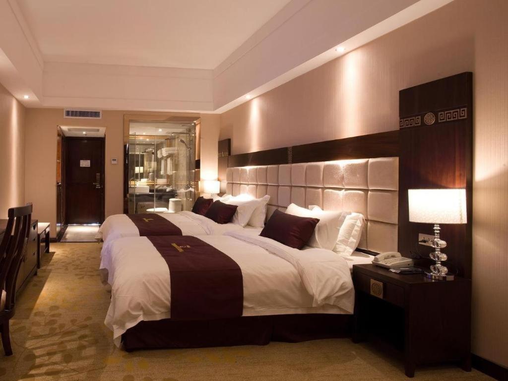 Telecom Hotel Гуйлинь Экстерьер фото